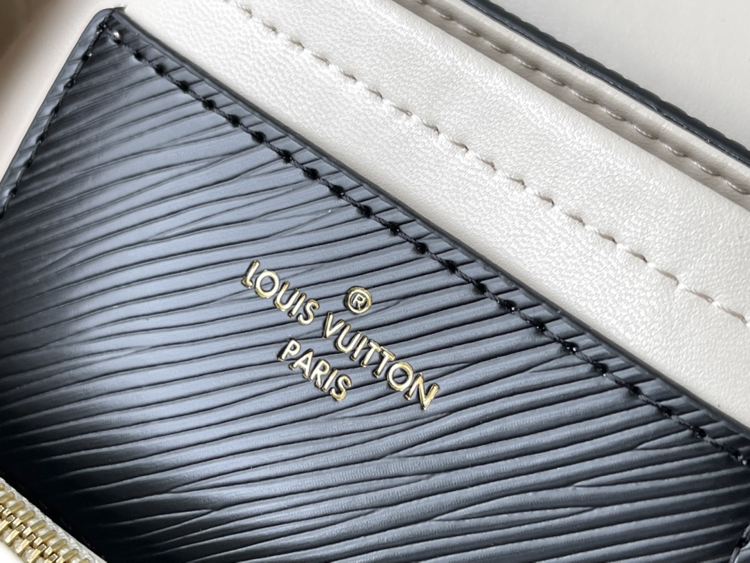 Louis Vuitton Twist MM M21025