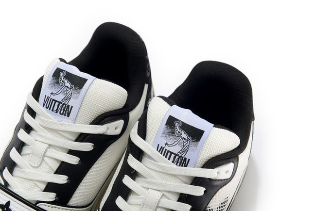 Louis Vuitton Sneakers