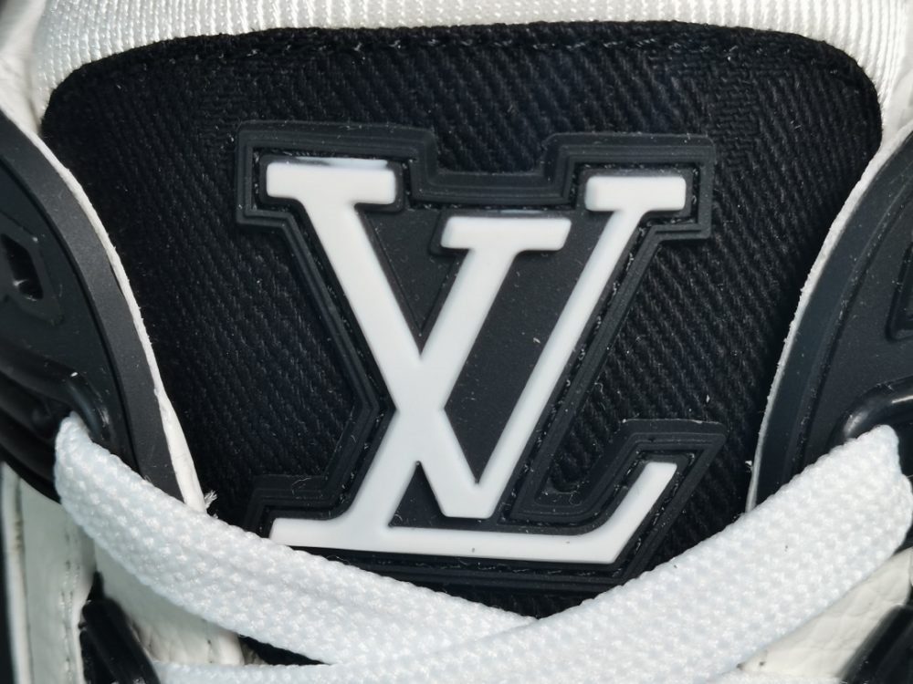 Louis Vuitton Trainer White Black Panda