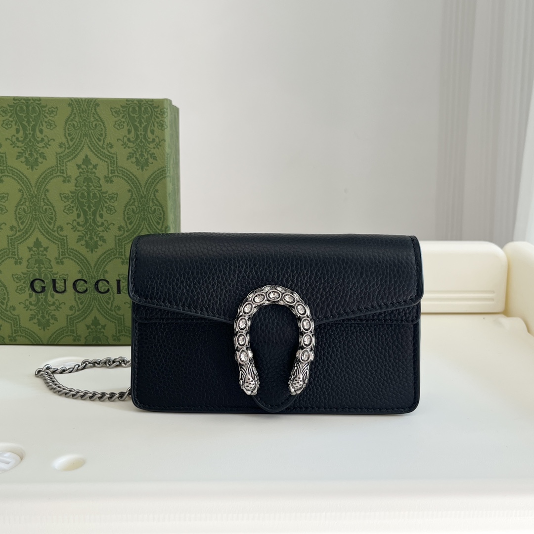 GUCCI Mini Dionysus Shoulder Bag