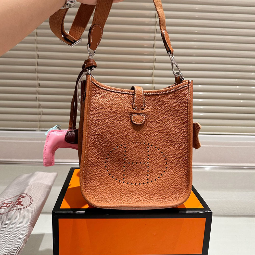 Hermes Evelyne Bag 18cm