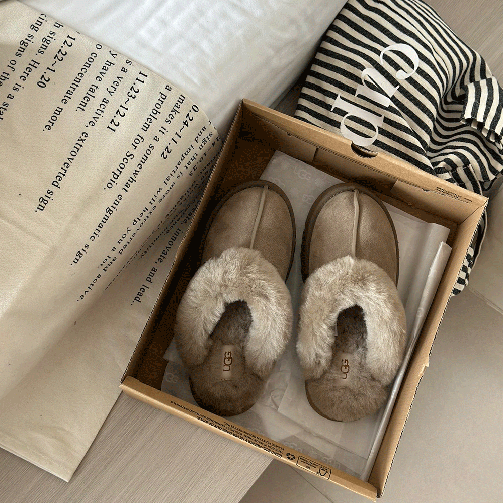 UGG  Disquette Slipper