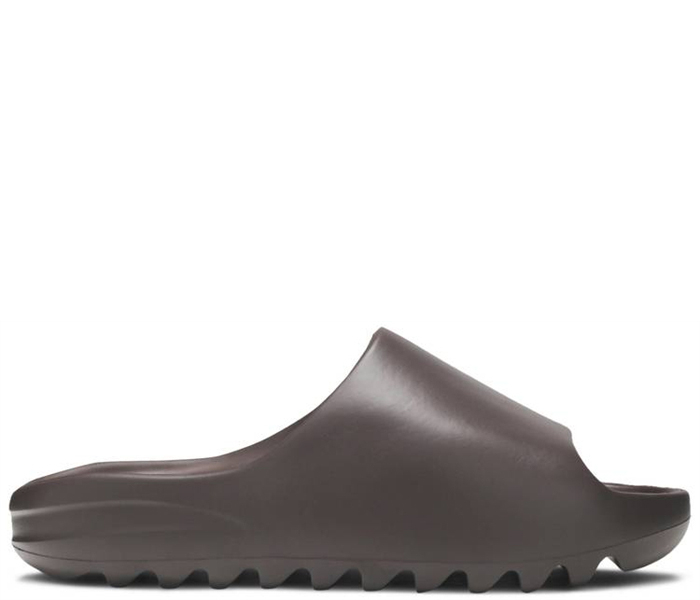 Yeezys Slides Soot G55495