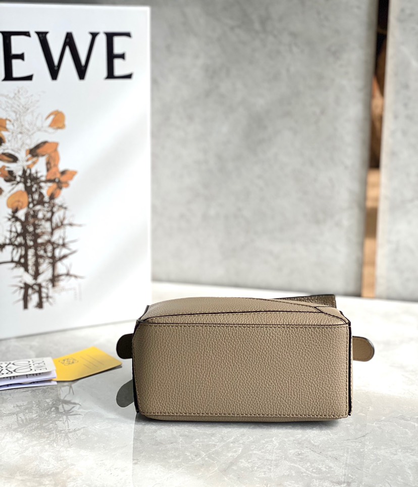 Loewe Mini Puzzle Light-brown