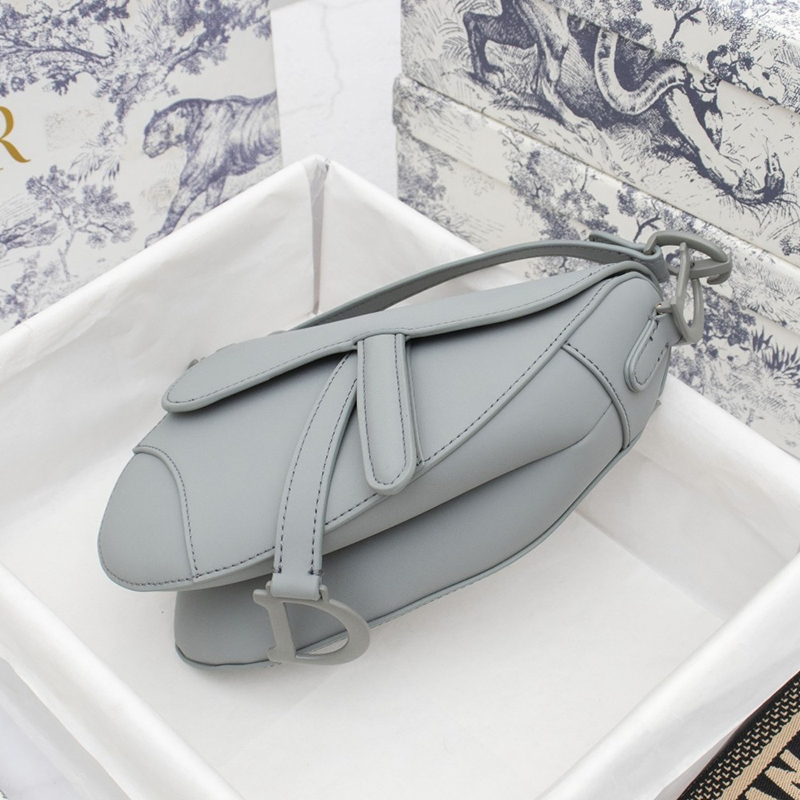 Dior SADDLE Bag Gray Ultramatte Calfskin M0446ILLO_M41G