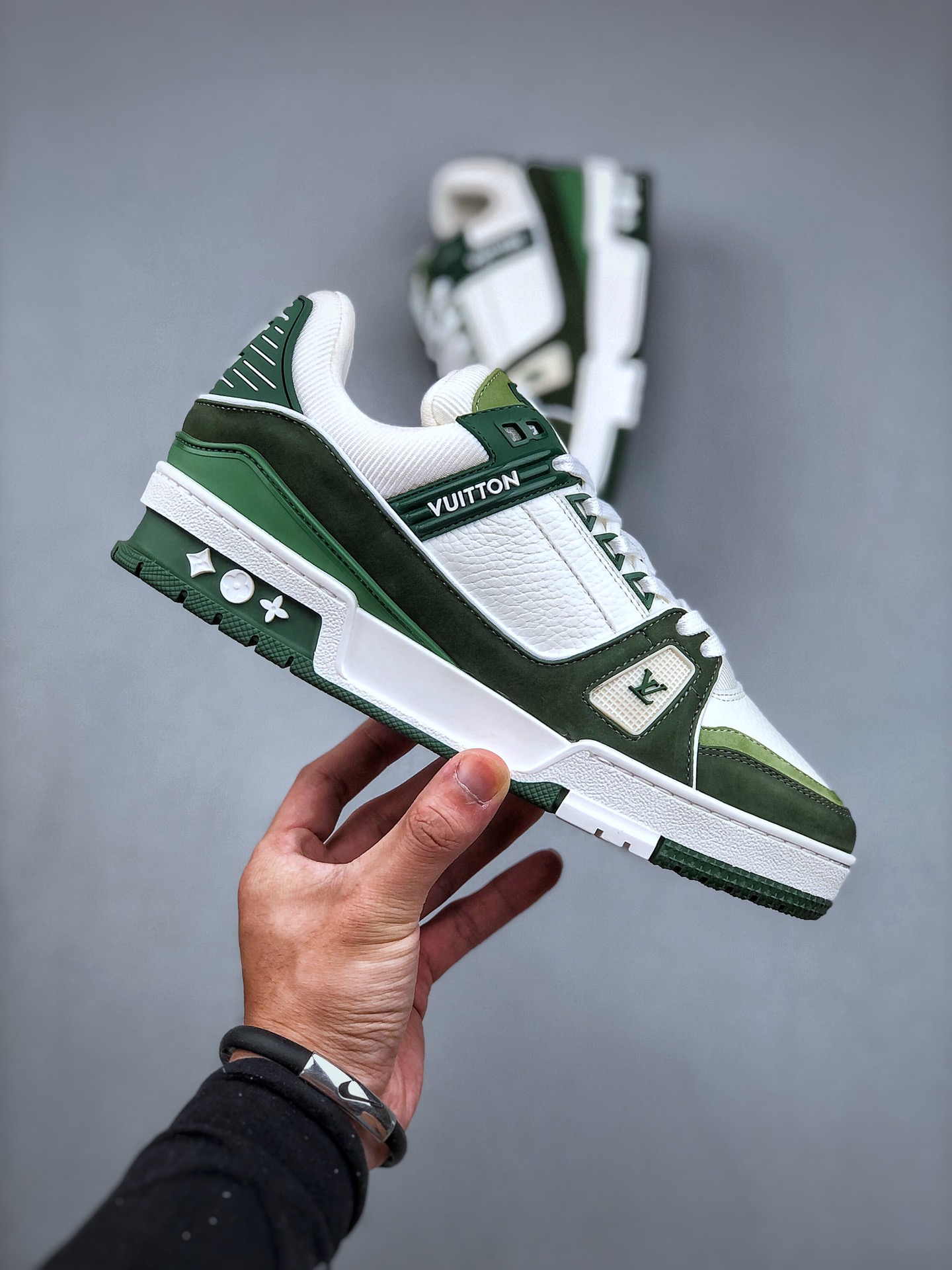 Louis Vuitton Sneakers blue green