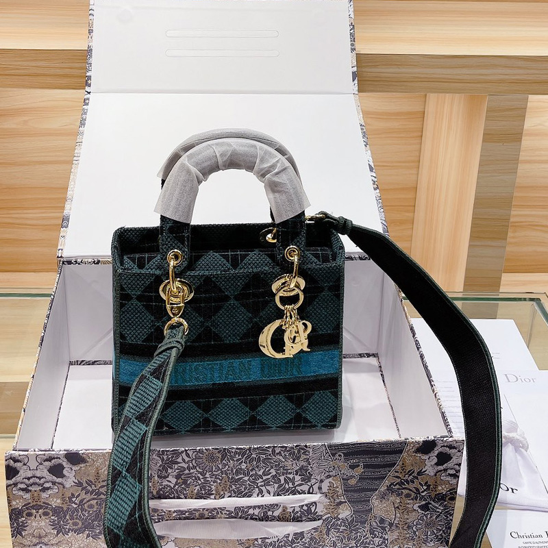 Dior The LADY D-LITE Bag