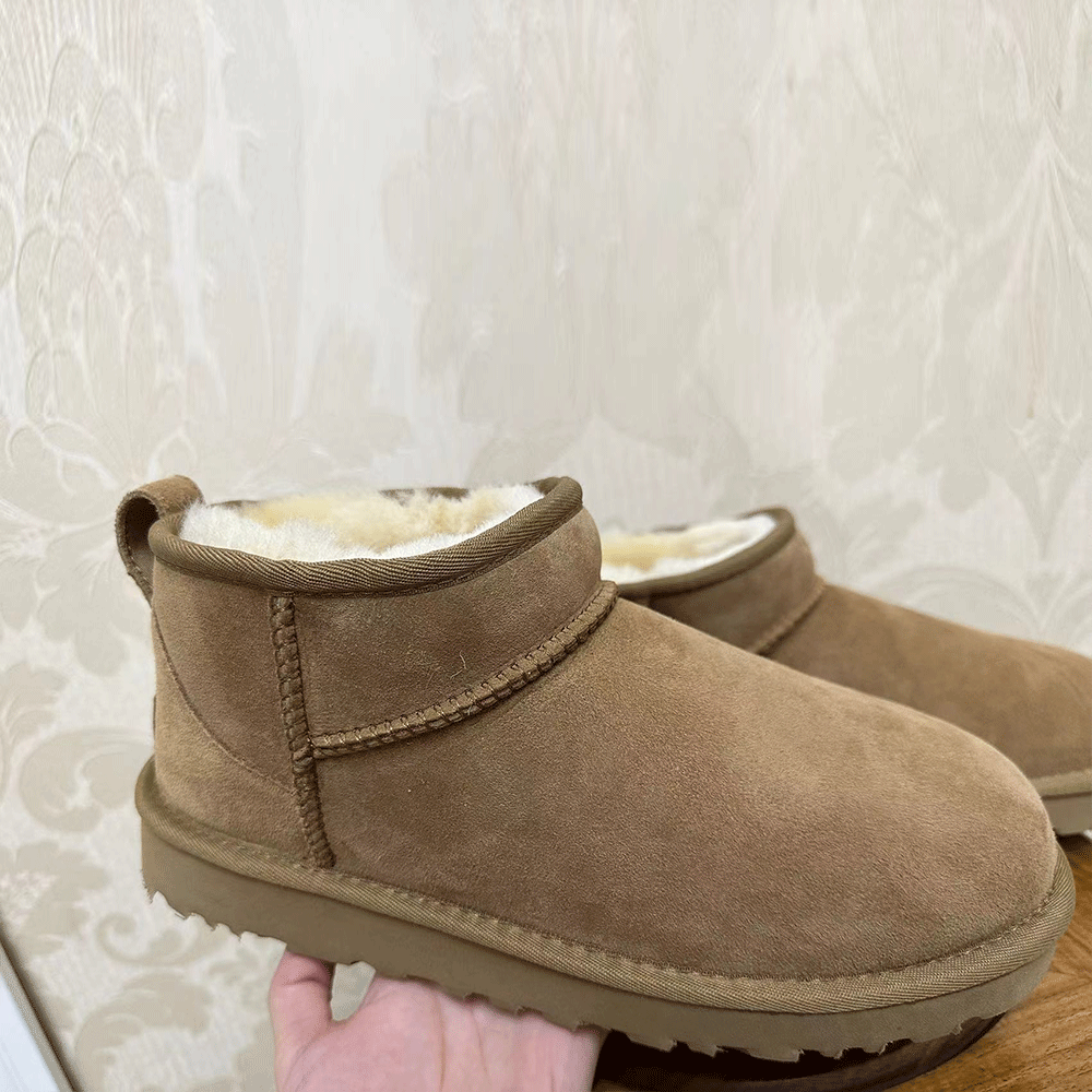 UGG Women's Classic Ultra Mini Boot