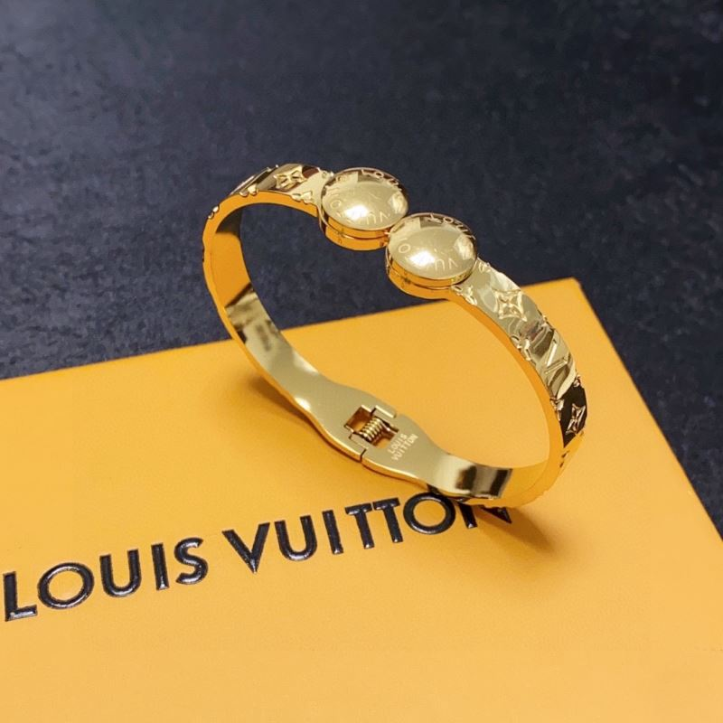 Louis Vuitton LV Bracelets