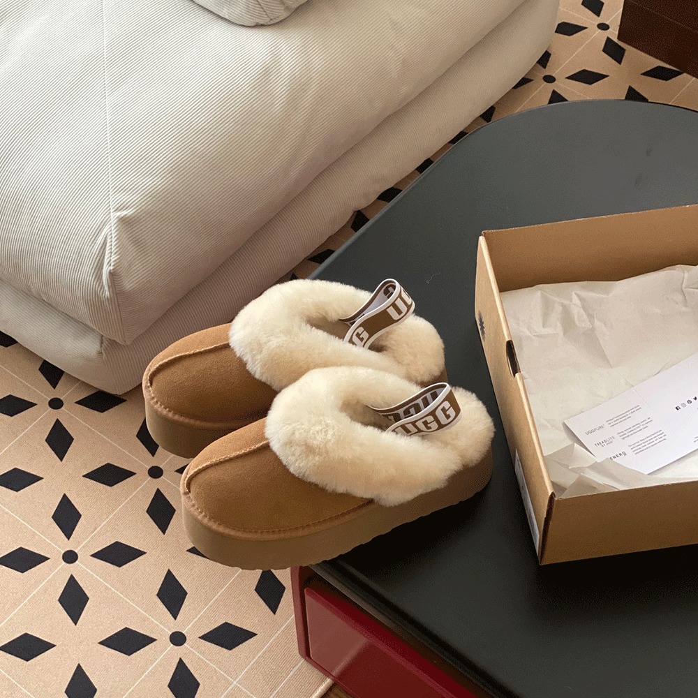 UGG Funkette  Slippers
