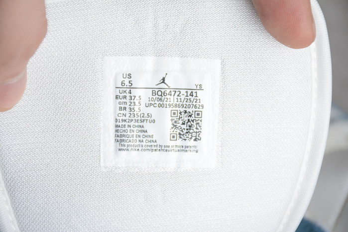 Air Jordan 1 Mid UNC BQ6472-141