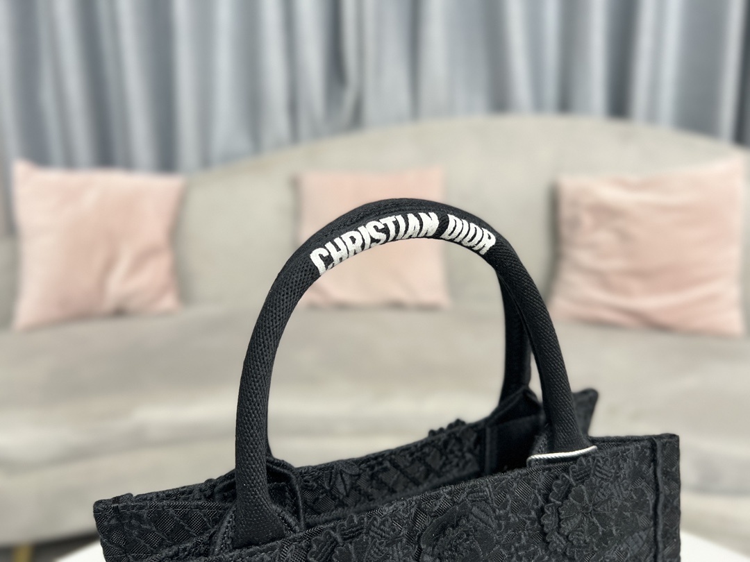 Dior Book Tote Small D-Lace Macrame M1286ZEAX_M911