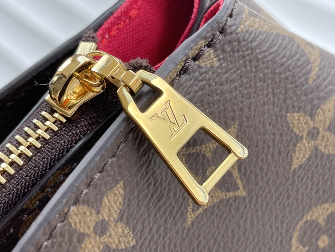 Louis Vuitton Grand Palais M45898