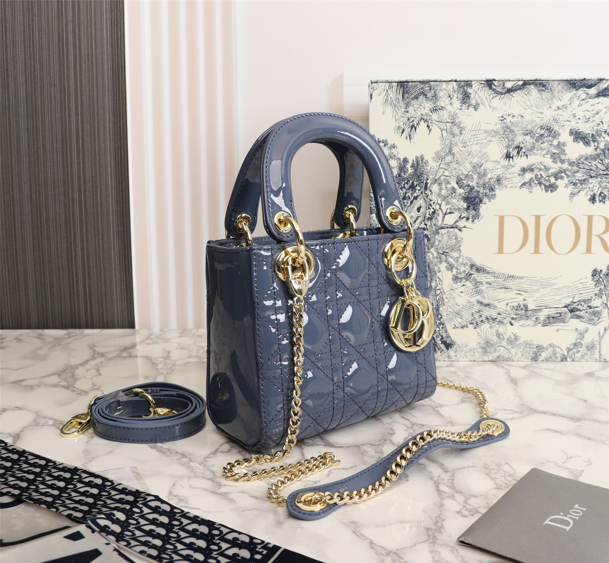 Dior The LADY DIOR Bag M0505OWCB_M323