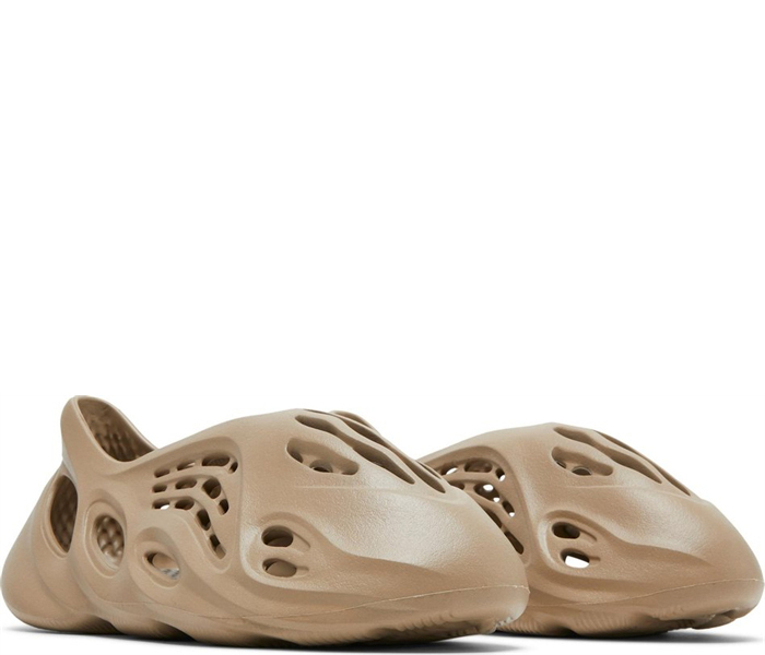 Yeezys Foam Runner Mist GV6774