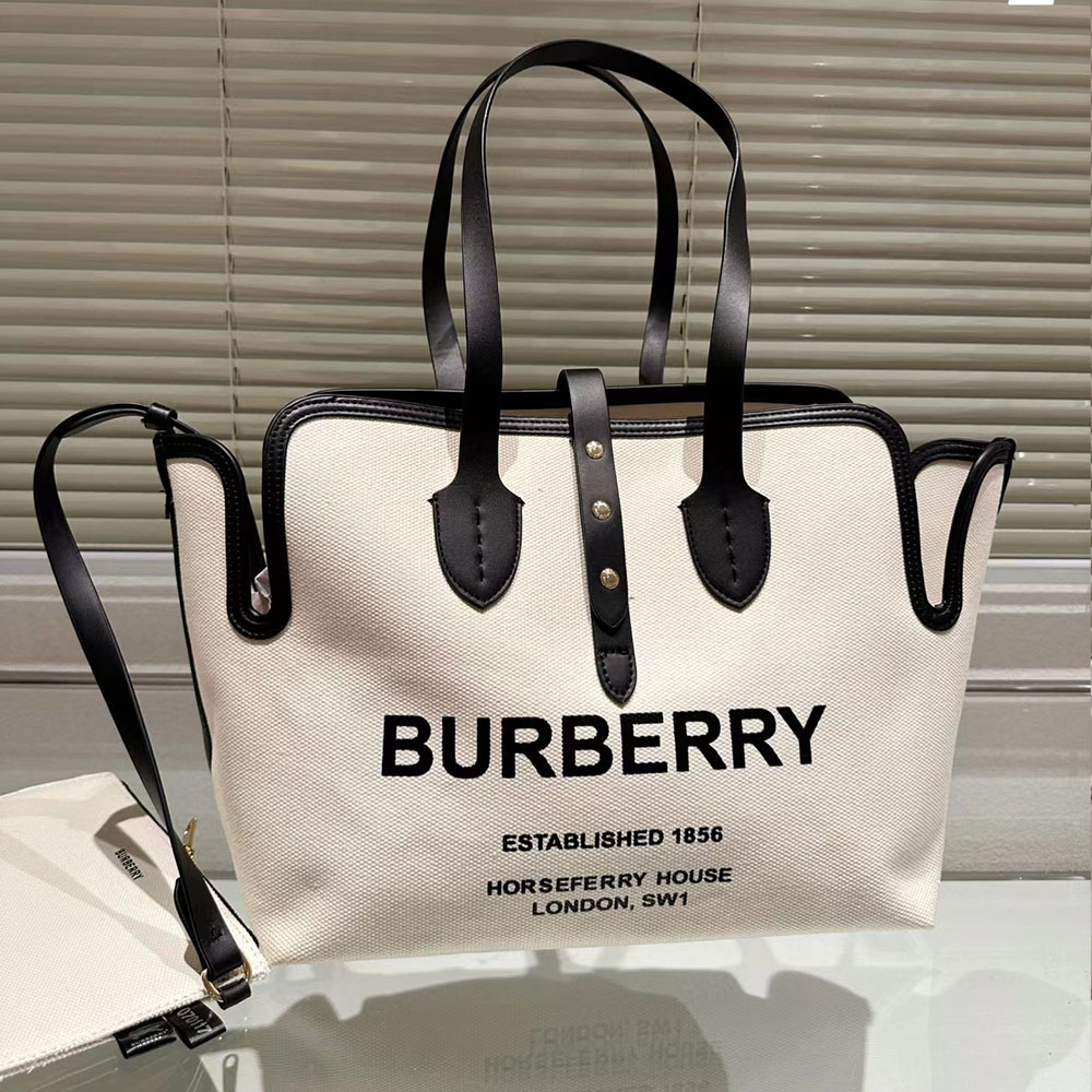 Burberry Tote Bag Medium
