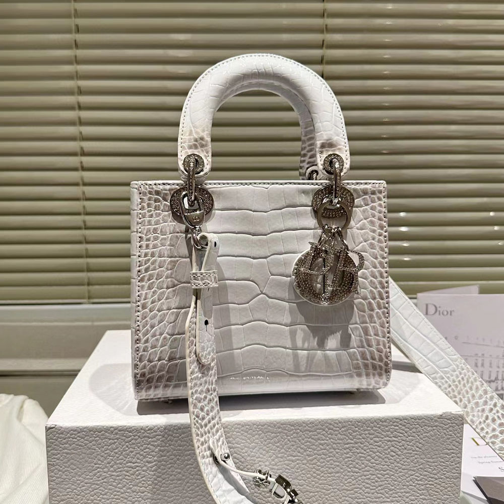 DIOR Lady Dior Diamond Buckle Bag