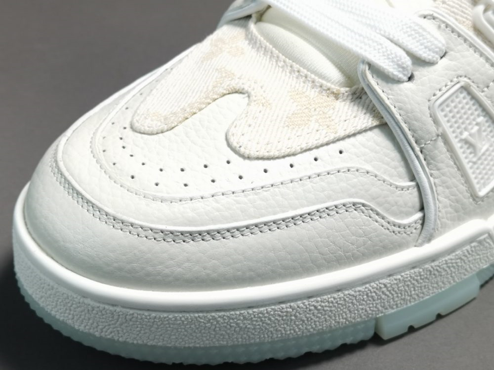 Louis Vuitton Trainer White