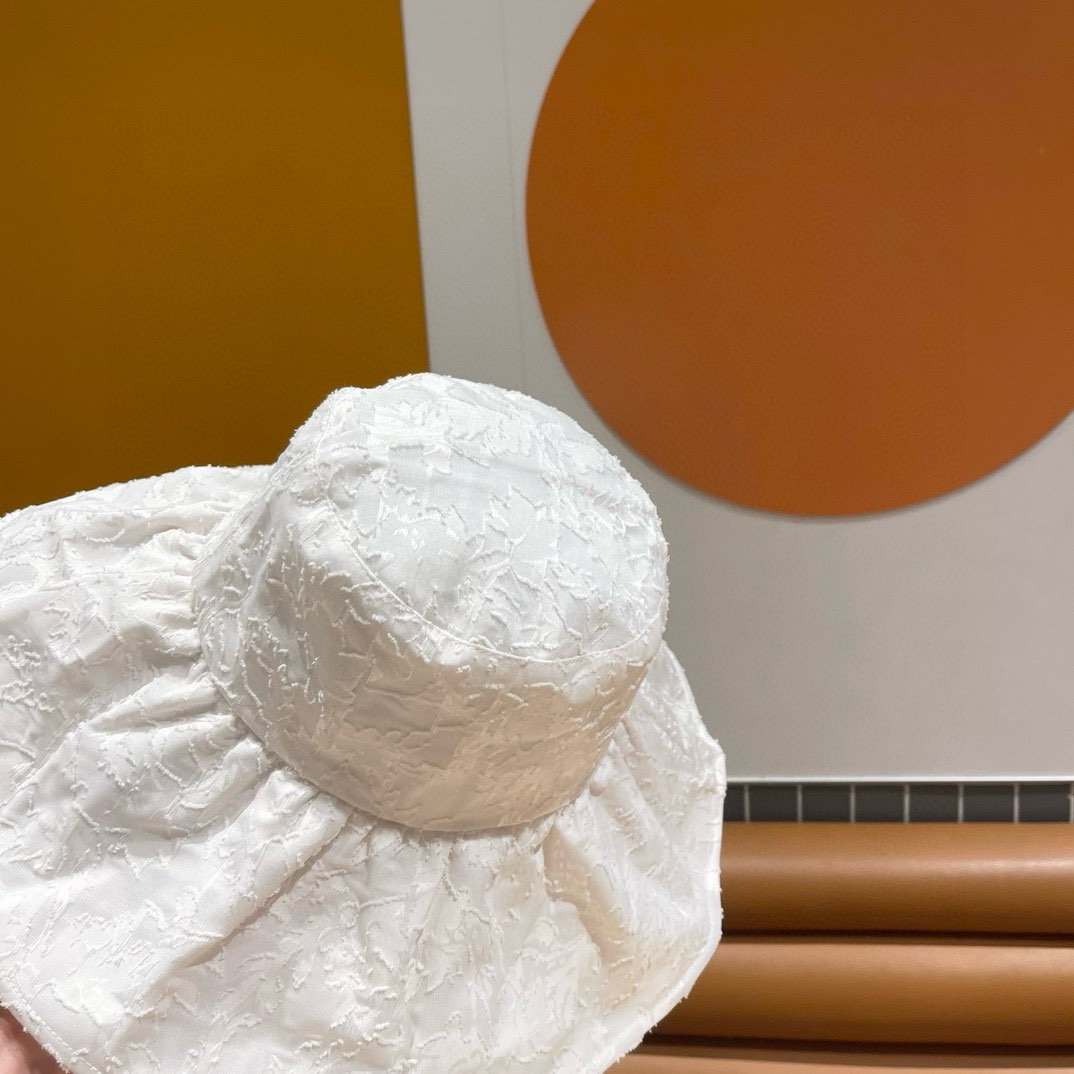 Chanel  Little Fragrant Wind Fisherman Hat  Sunhat