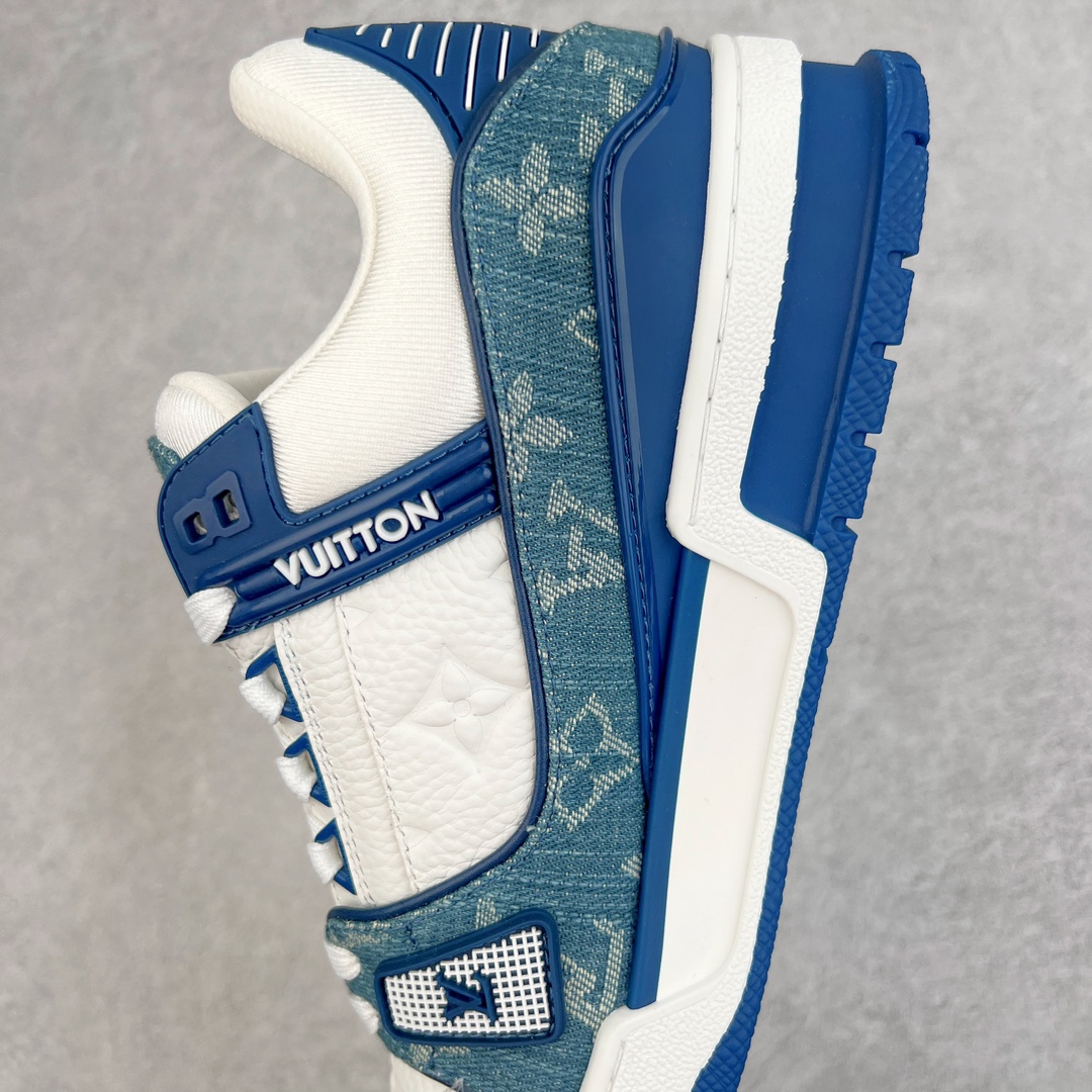 Louis Vuitton Sneakers blue