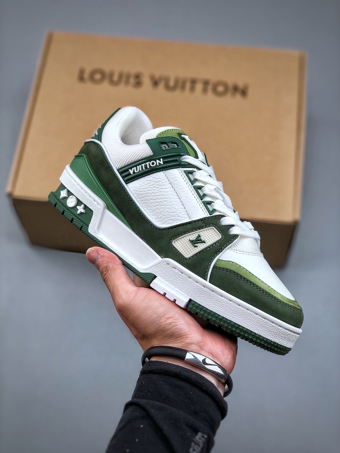 Louis Vuitton Sneakers blue green