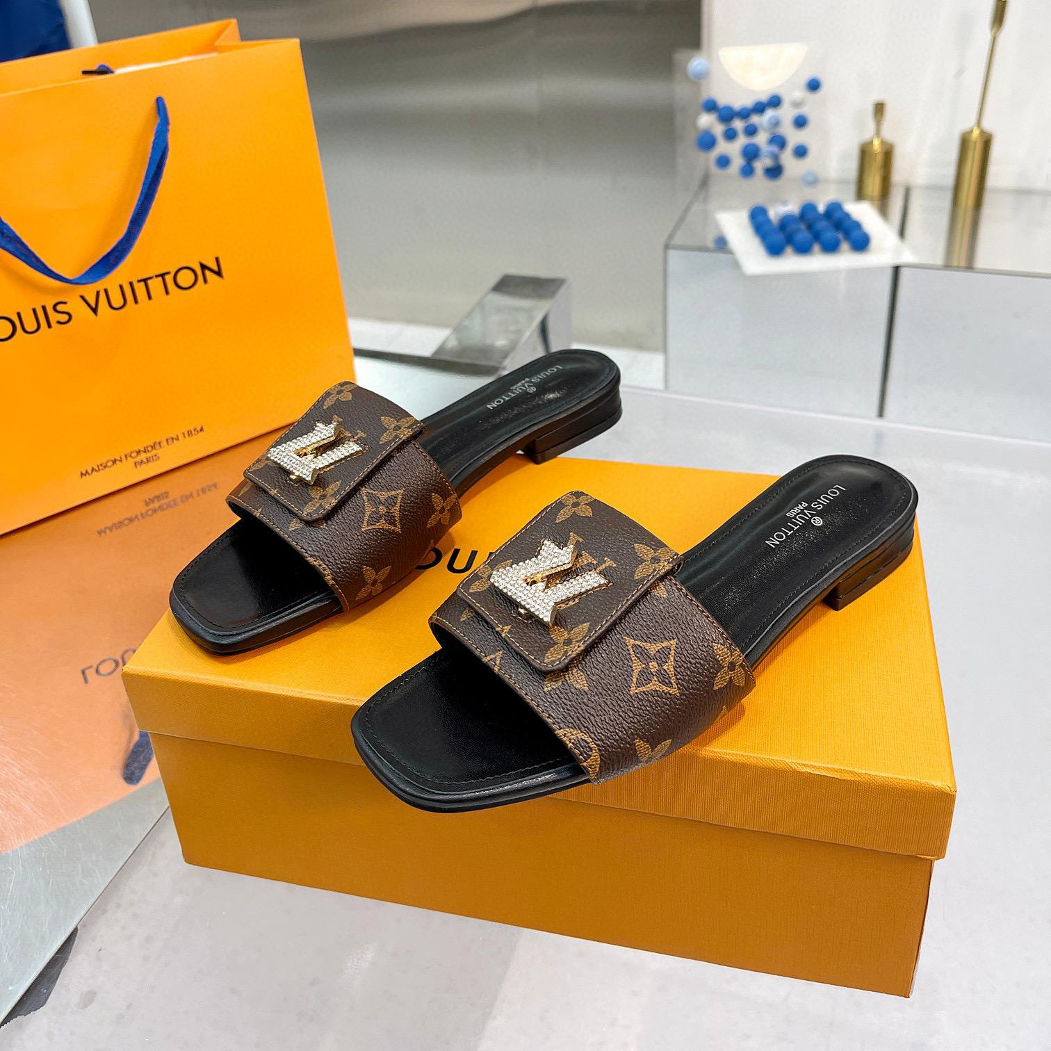 Louis Vuitton LV Comfortable Leather Flip-fFops  Slide Sandal