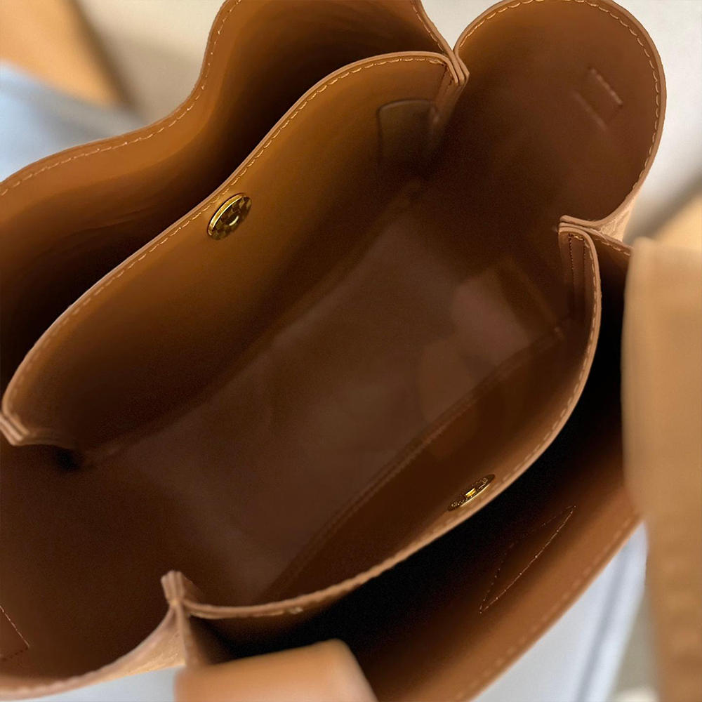 Prada Suede Mni Tote Ld44