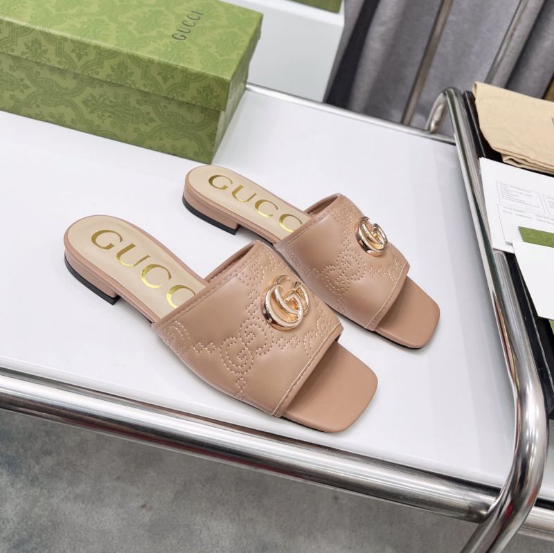 Gucci Jolie GG Matelassé Slide Sandal