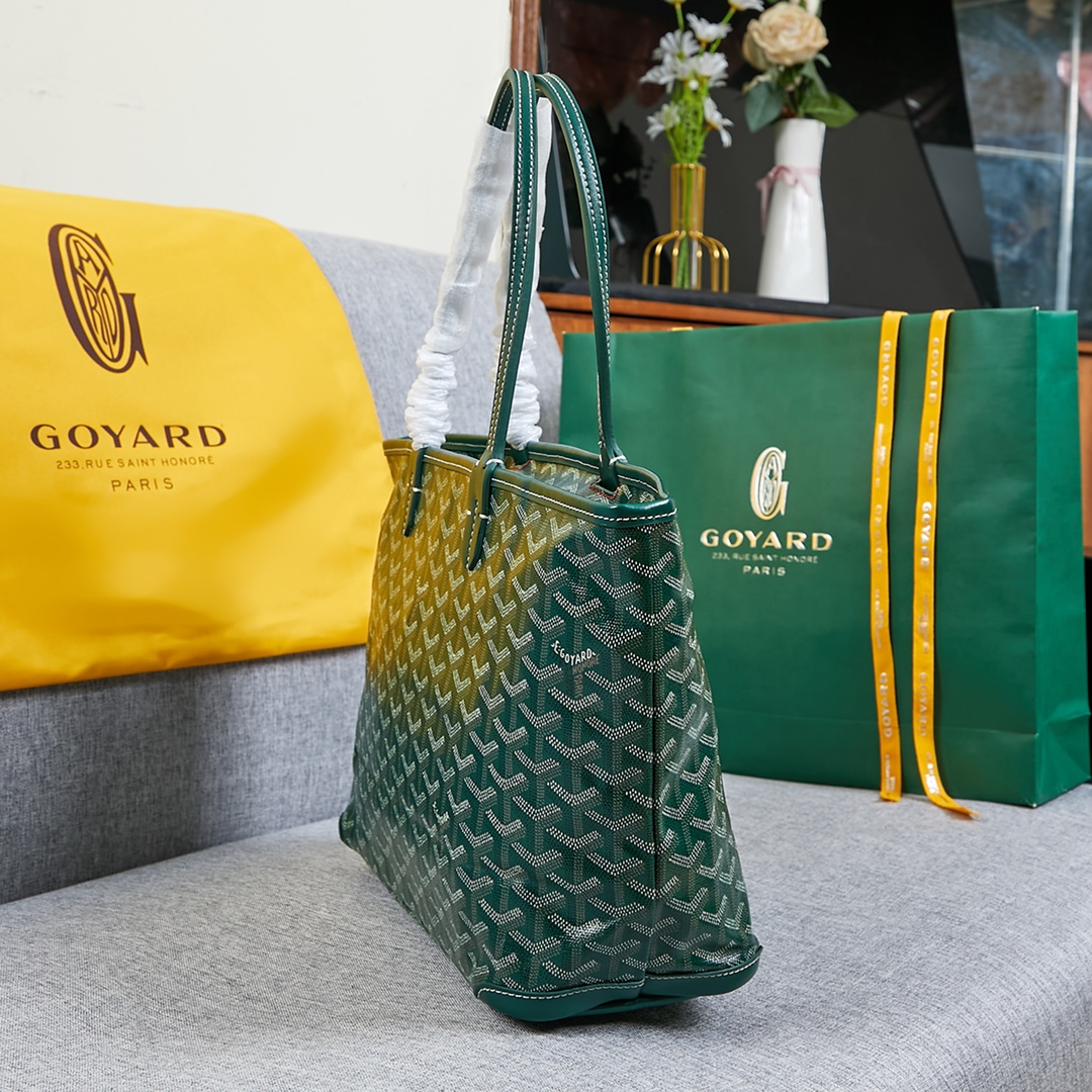 Goyard artois bag green