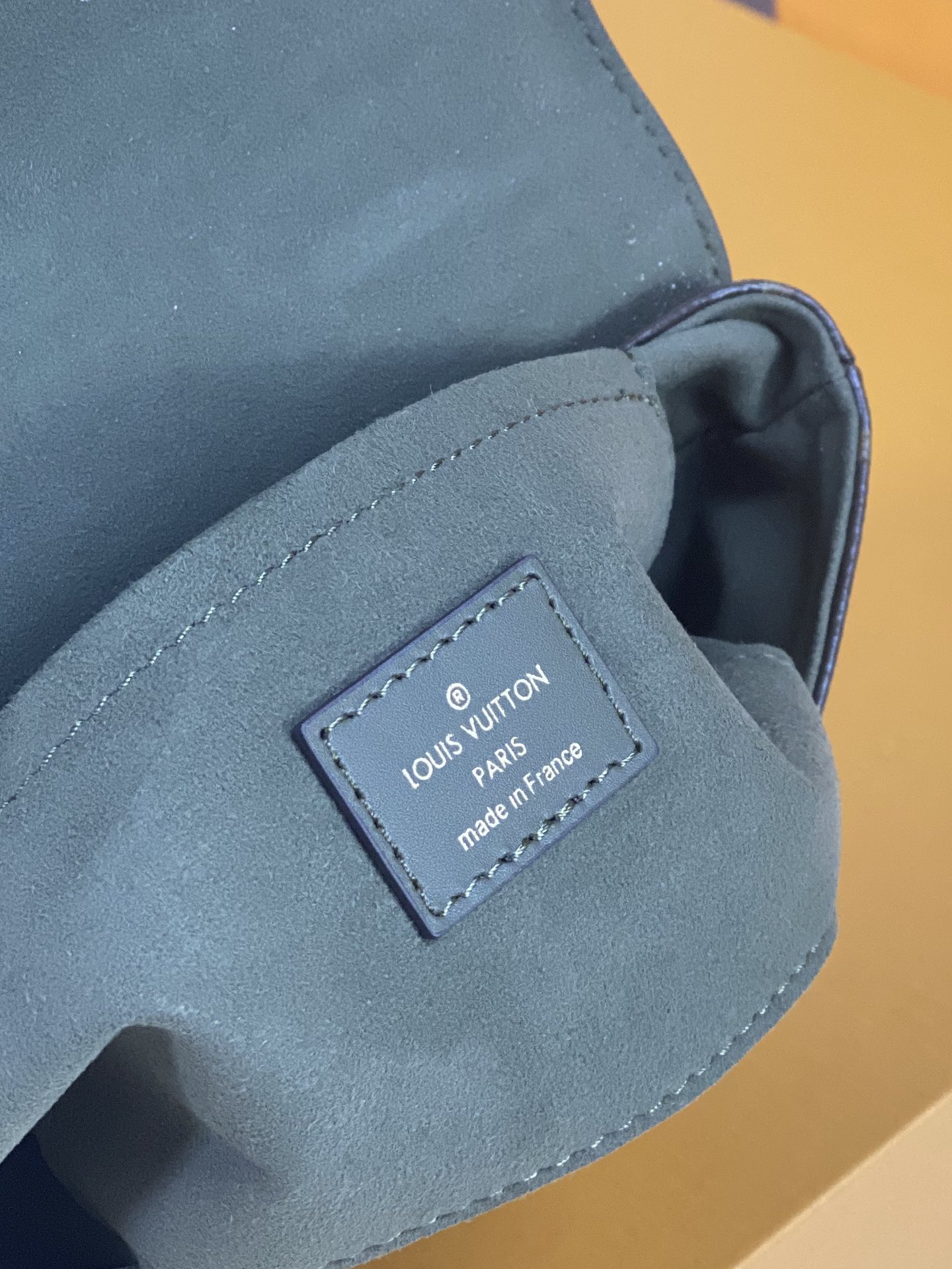 Louis Vuitton Locky BB M44797