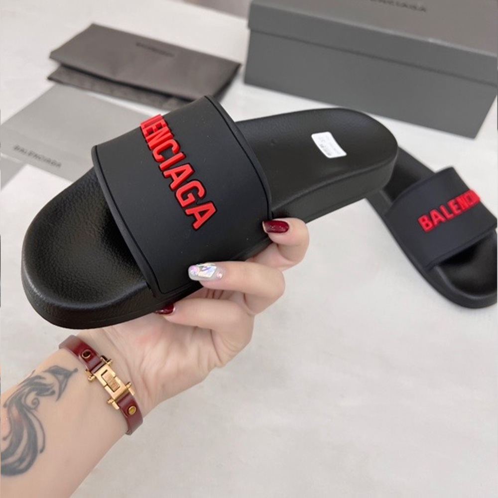 Balenciaga  Fashionable Flat Sandals Slide Sandal