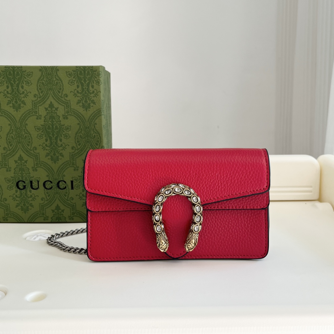 GUCCI Mini Dionysus Shoulder Bag