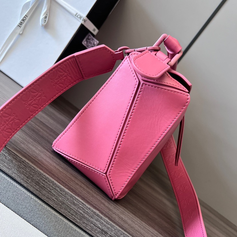 Loewe Small Puzzle Pink