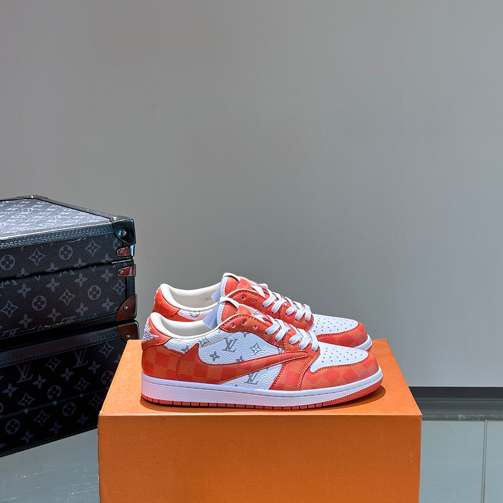 Louis Vuitton X Nike Air Jordan 1 Low X Louis Vuitton Sneakers