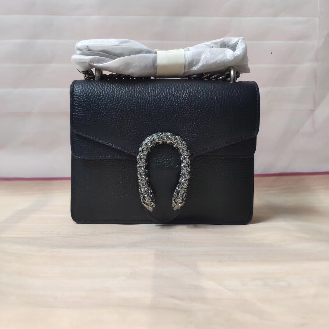 GUCCI Mini Dionysus Shoulder Bag