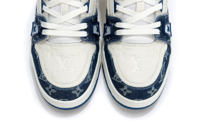 Louis Vuitton Sneakers