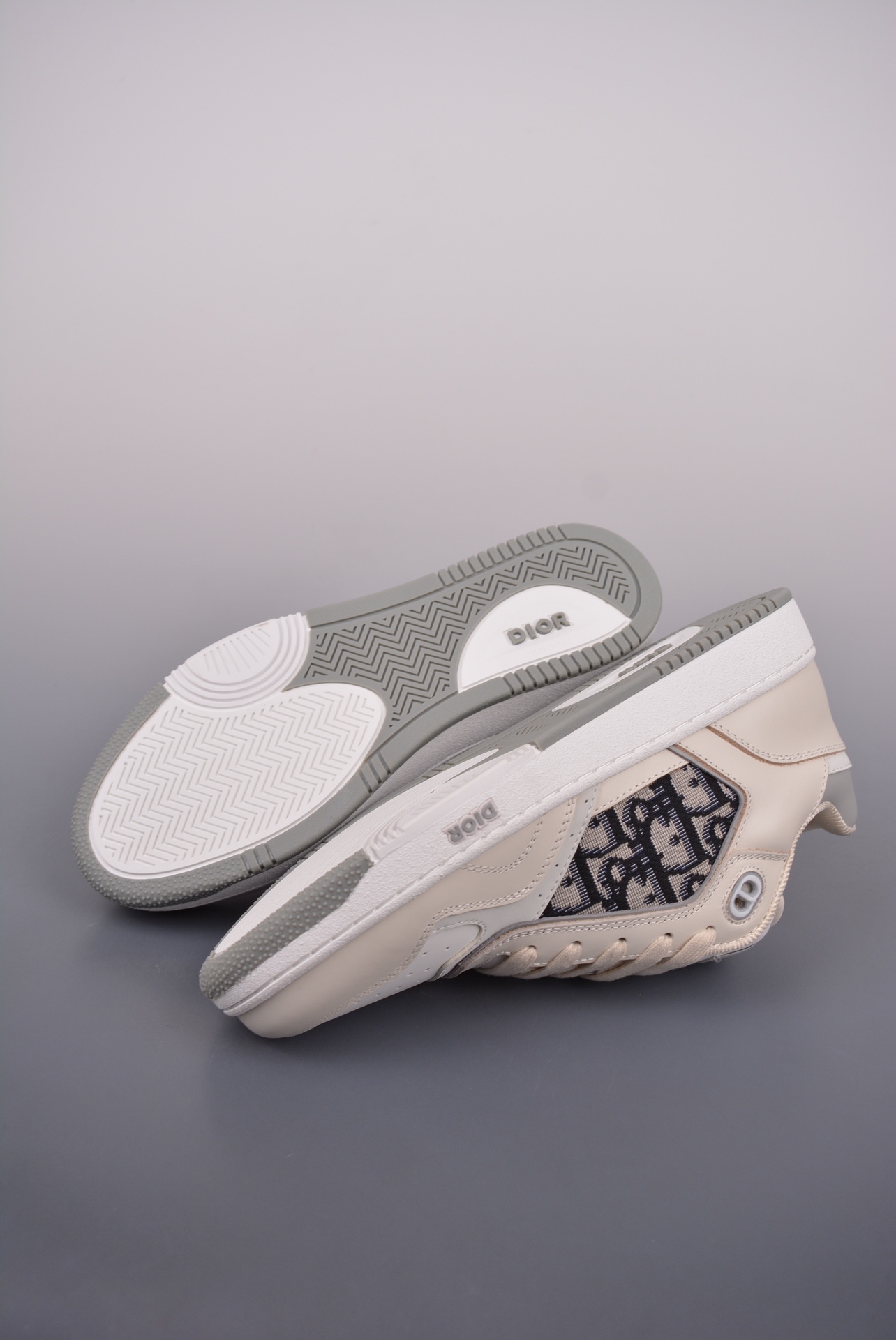 Dior B27 Sneakers Biege