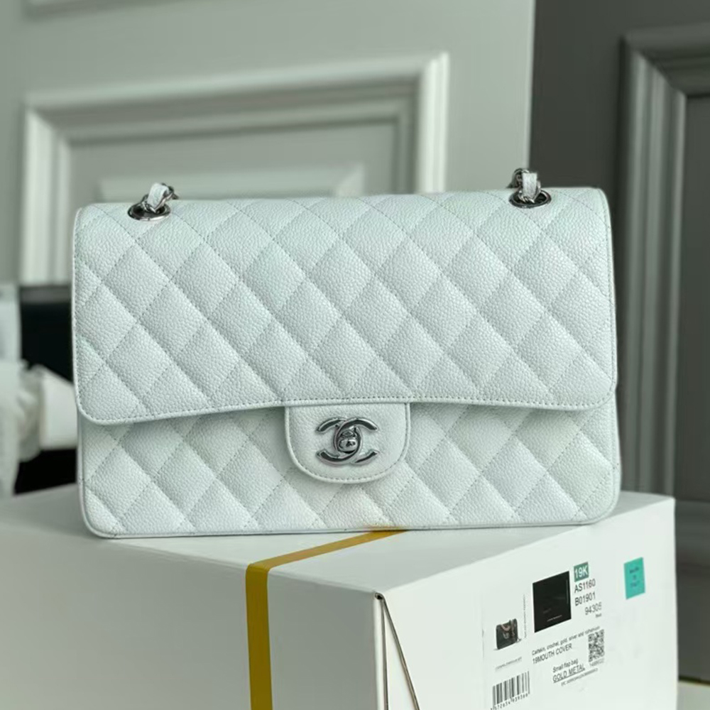 Chanel Caviar CF Medium 25CM