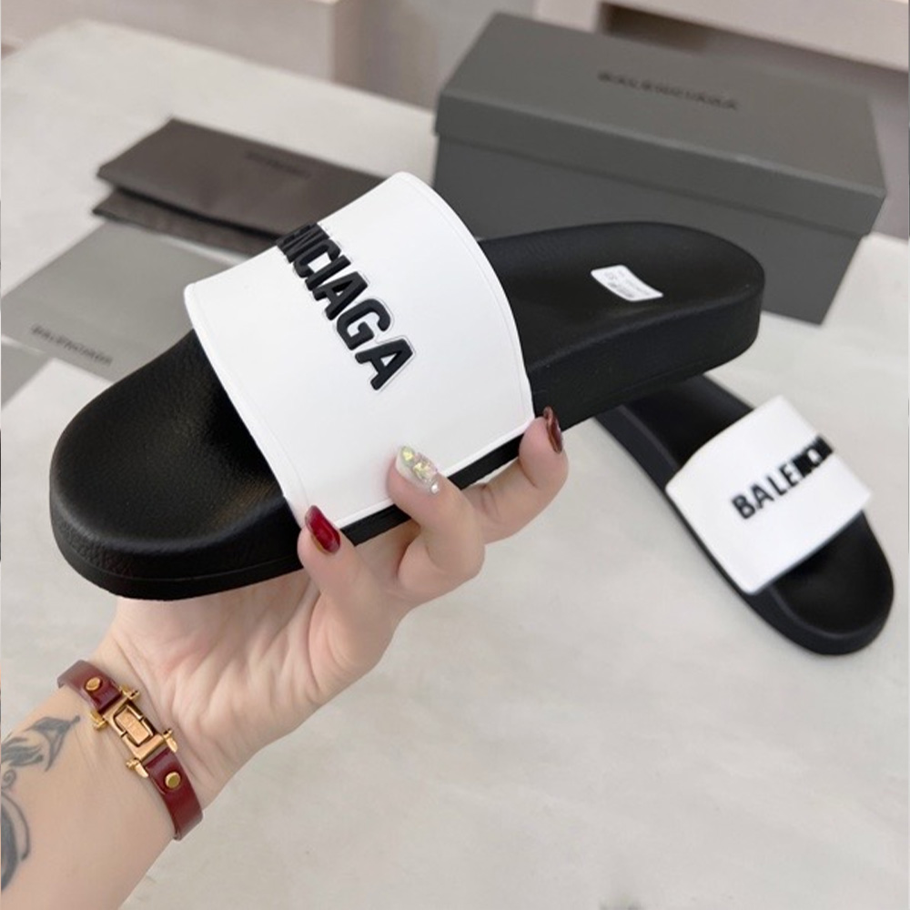 Balenciaga  Fashionable Flat Sandals Slide Sandal