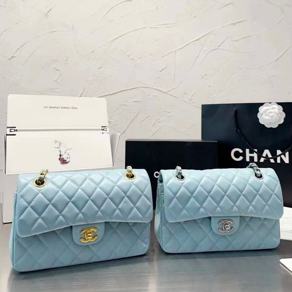Chanel   CF Bag Small 23CM