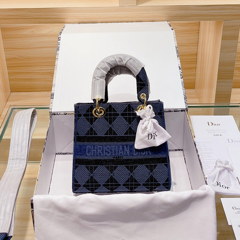 Dior The LADY D-LITE Bag