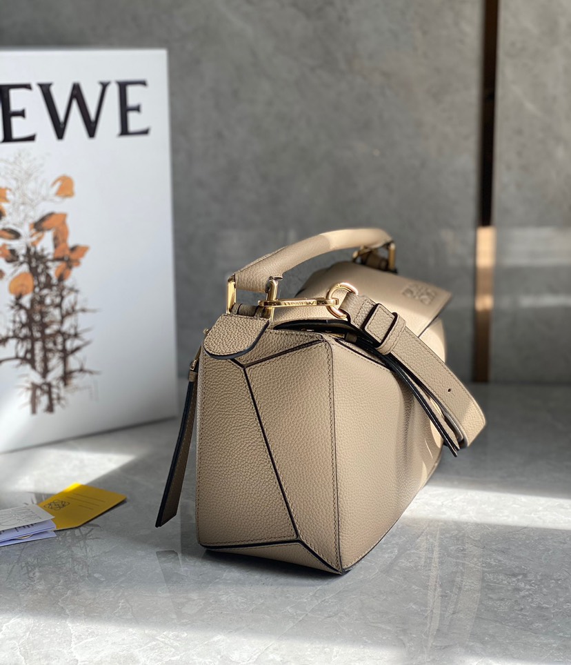Loewe Small Puzzle Biege