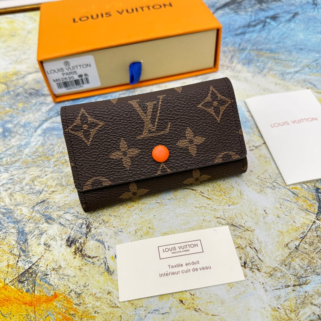 Louis Vuitton LV LV6 Key Case M62630