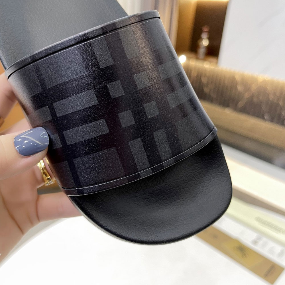 Burberry Check Printing Leisure And Comfort Shoes Sandal