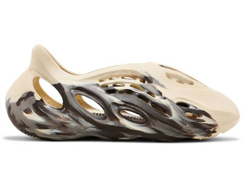 Yeezys Foam Runner MX Cream Clay GX8774