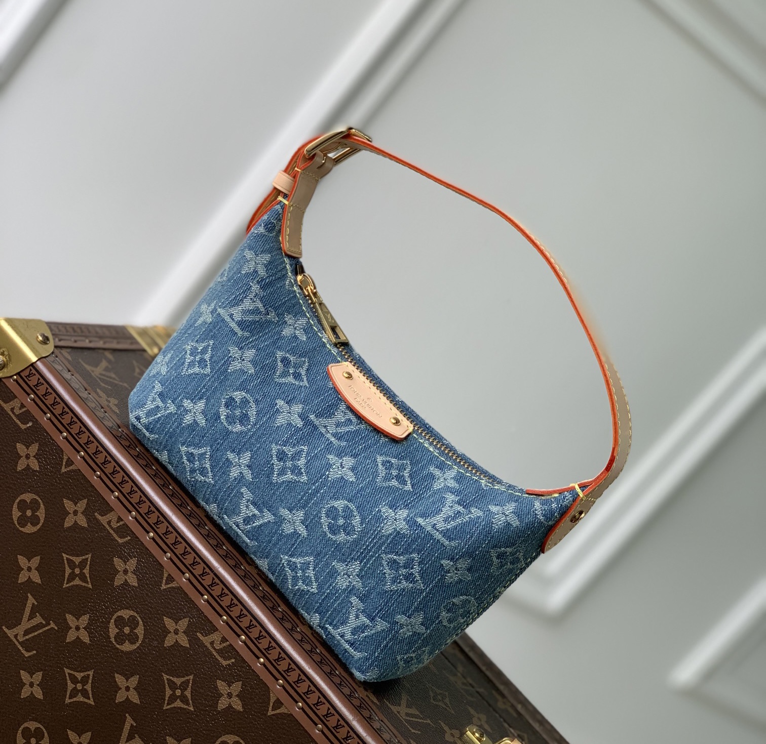 Louis Vuitton LV HILLS POCHETTE Denim Handbag M82949