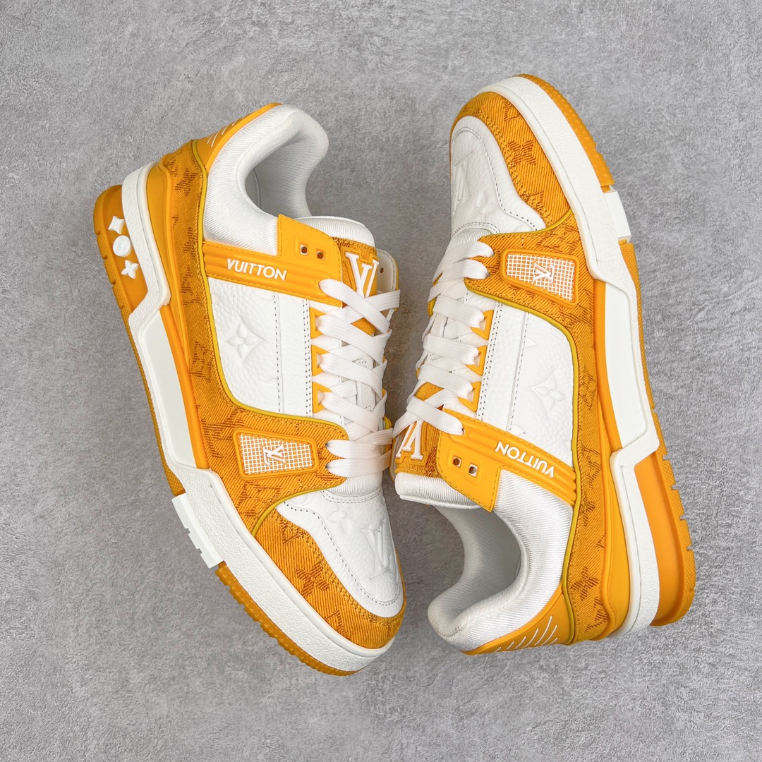 Louis Vuitton Sneakers yellow