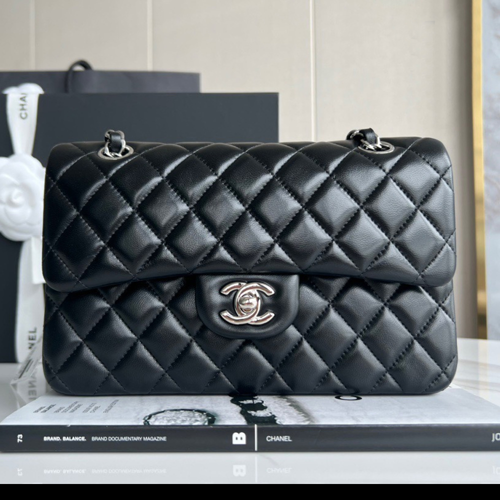 Chanel   CF Bag Small 23CM