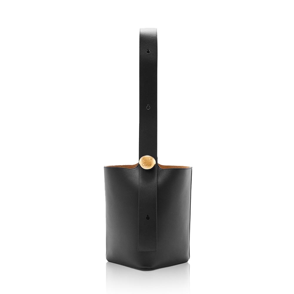 LOEWE Medium Pebble Bucket Bag