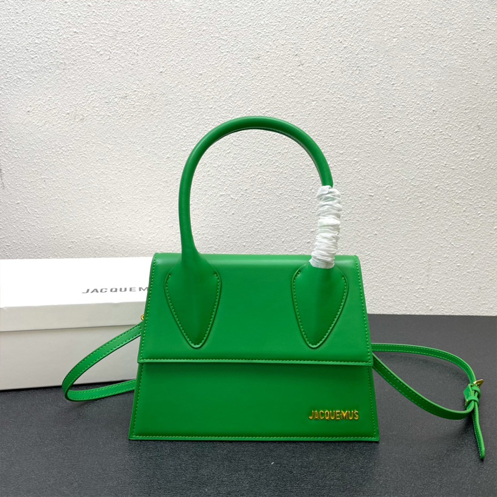 Jacquemus Le Grand Chiquito Large Tote Lipstick Bag